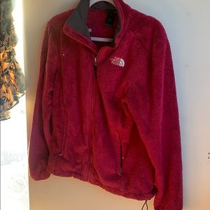 North Face fusia zip up! 💕